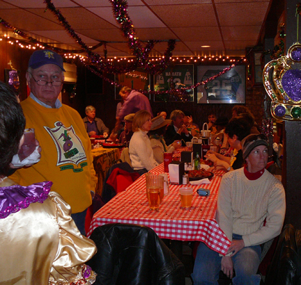 Mardi-Gras-2008-Phunny-Phorty-Phellows-Crawfish-Boil-4665-hc