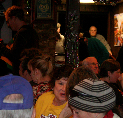 Mardi-Gras-2008-Phunny-Phorty-Phellows-Crawfish-Boil-4700