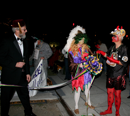 2008-Phunny-Phorty-Phellows-Before-the-Streetcar-Ride-3363