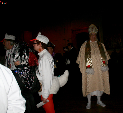 2010-Phunny-Phorty-Phellows-Coronation-IMG_0614