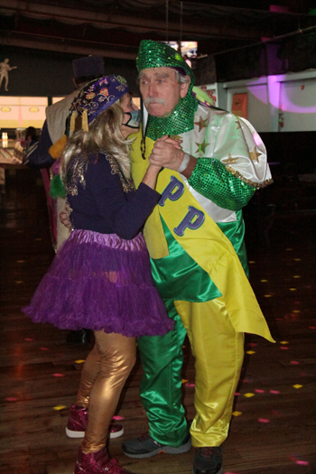 2021-Phunny-Phorty-Phellows-04823-Phestivities
